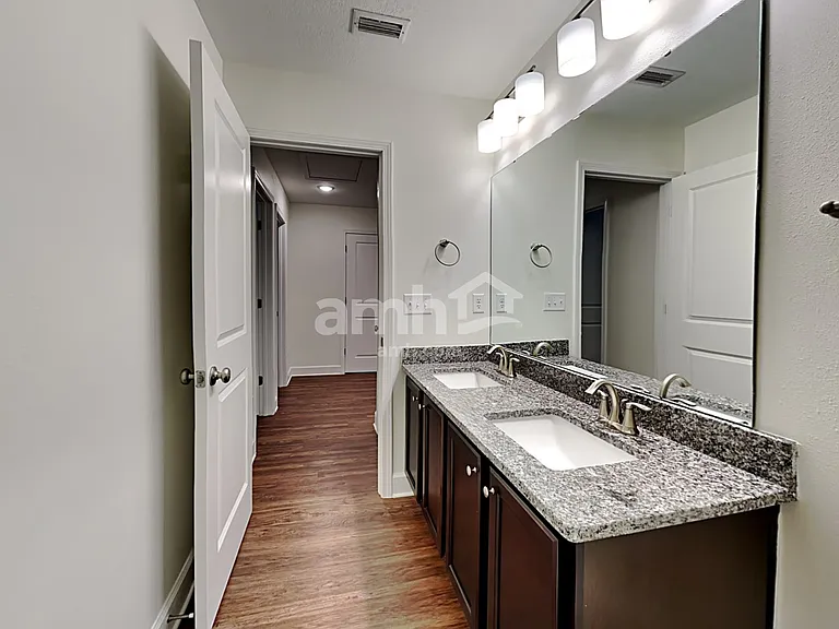 5921 Hampton Creek Rd — Photo 19
