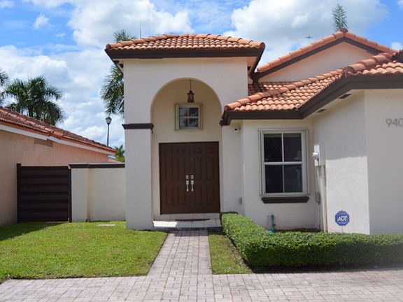 2nd image of 940 NW 131st Ave