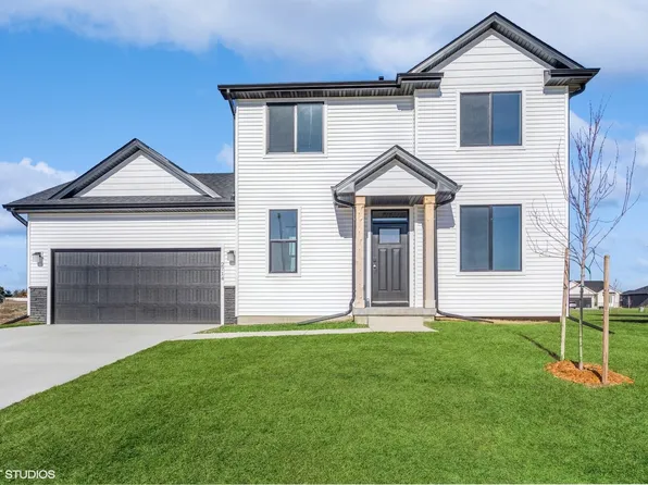 2714 NW Reinhart Dr, Ankeny, IA 50023