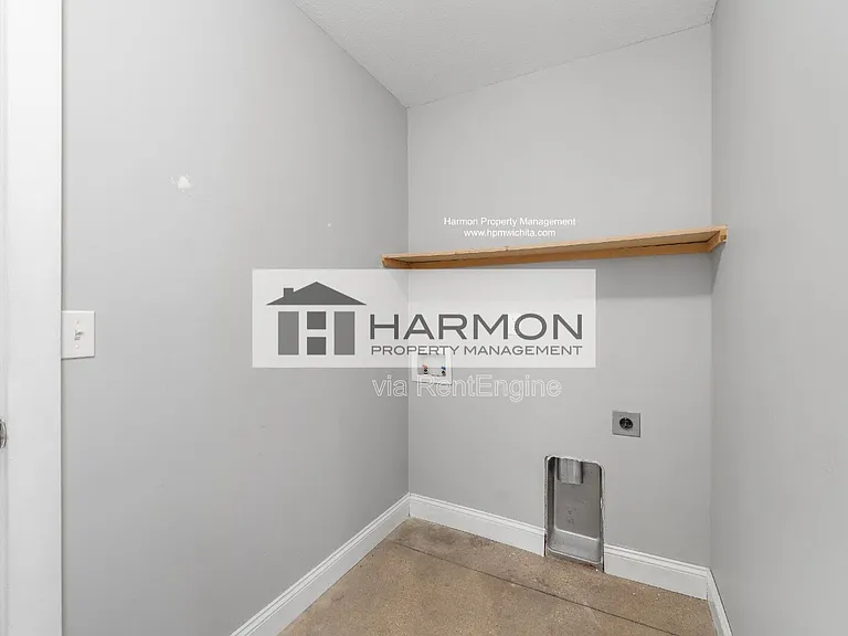 5326 N Hillside St #129 — Photo 13