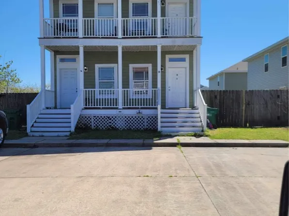 2524 Esplanade St #A, Ocean Springs, MS 39564