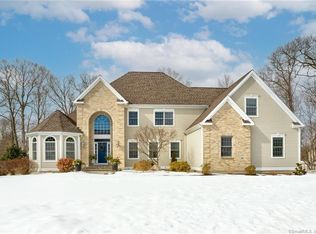 82 Metacomet Vw, Southington, CT 06489