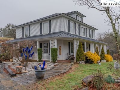 208 J H Bare Drive, Jefferson, NC, 28640