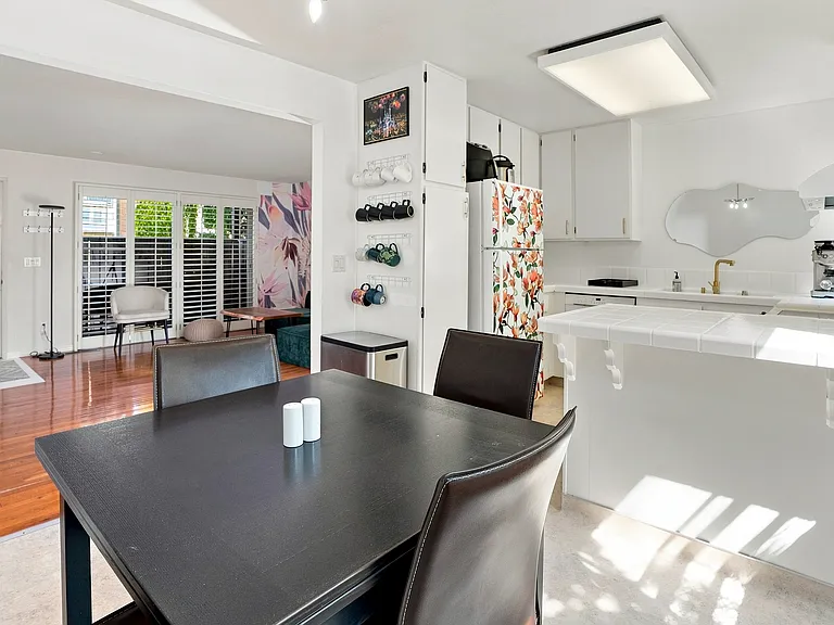 1408 W Latimer Ave #1 — Photo 6