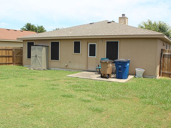 5th image of 12833 Noche Clara Dr