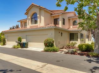 8 Clover Ln, San Carlos, CA 94070