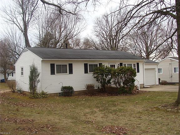 2nd image of 965 Adams Ave