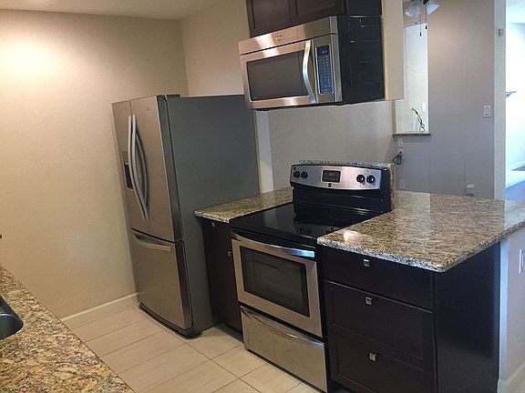 Another view of kitchen