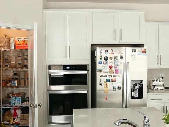 5th image of 5826 Zoe Ln #6
