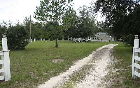 1st image of 1427 SW Coyote Cir