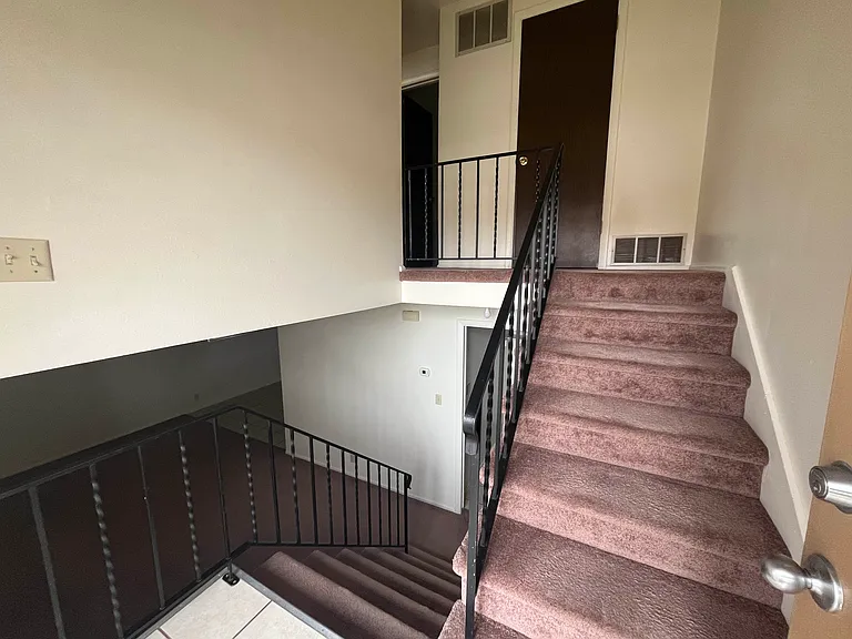 674 N Main St #674 — Photo 6
