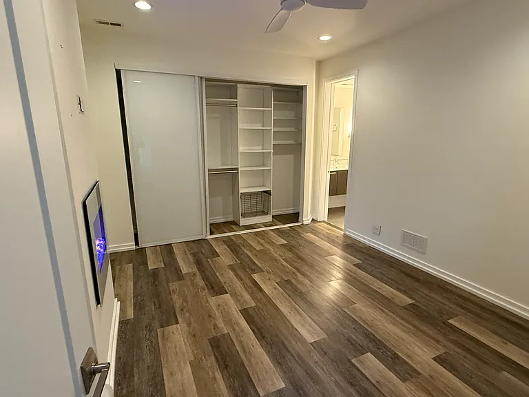 1420 W Fulton St #2 — Photo 12