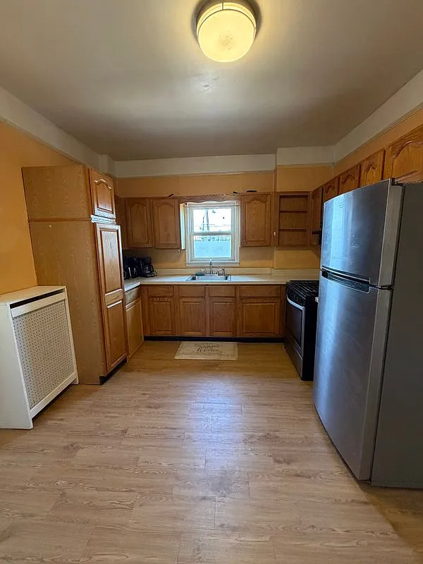 1286 Liberty Ave — Photo 3