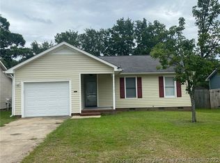 6568 Applewhite Rd, Fayetteville, NC 28304