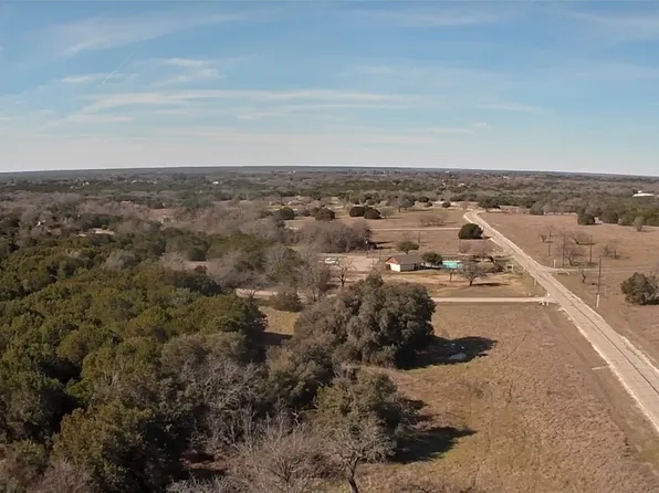 1042 White Bluff Dr, Whitney, TX 76692