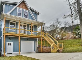 8 Ridgecrest Rd, Asheville, NC 28803