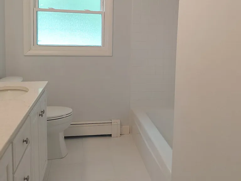 3N139 Cuyahoga Ter — Photo 15