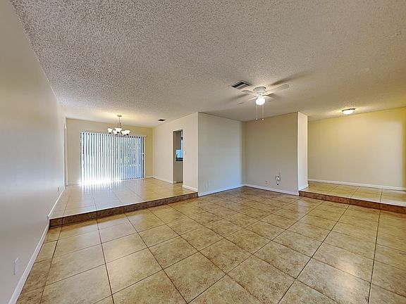 4th image of 8472 NW 14th St