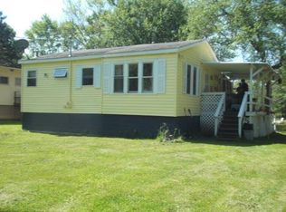 N6425 Lake Rd, Portage, WI 53901