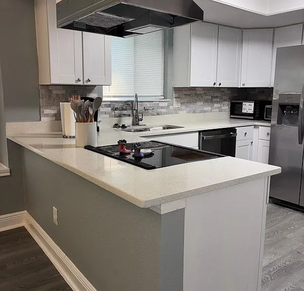 7910 Hawk Park — Photo 10