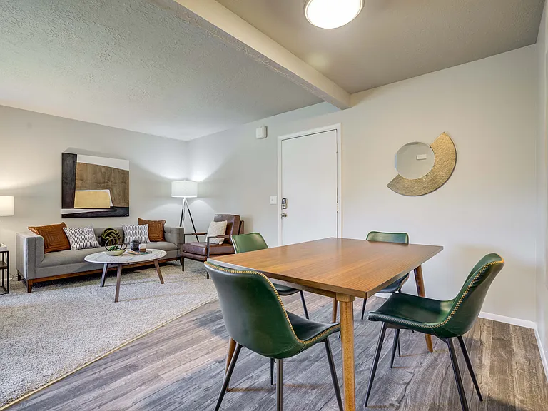 Cherry Creek Apartments — Photo 7