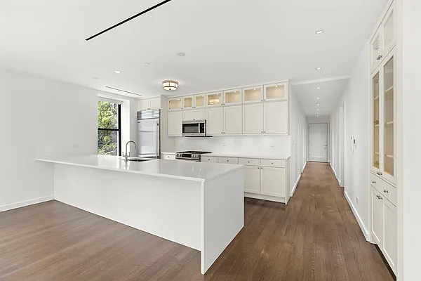 Rented by Nest Seekers International | media 5