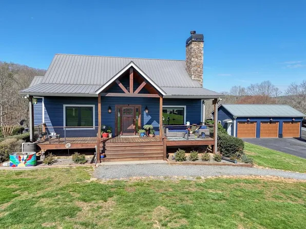 296 Flowers Dr, Blairsville, GA 30512