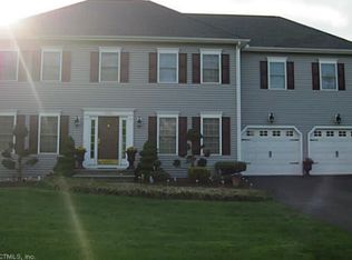 215 Parker Farms Rd, Wallingford, CT 06492