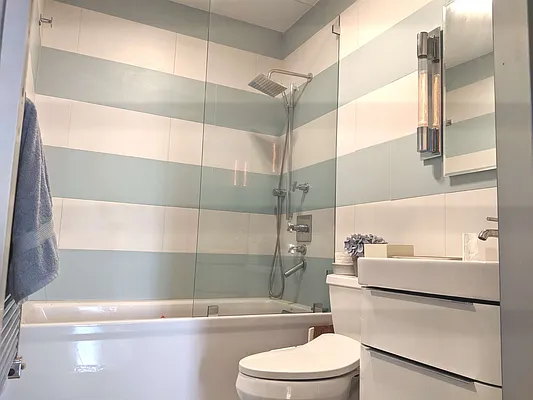 Rented by Compass | media 36