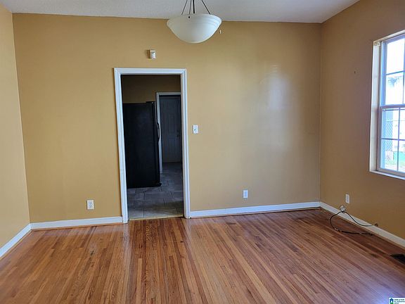 5th image of 5528 Avenue Q