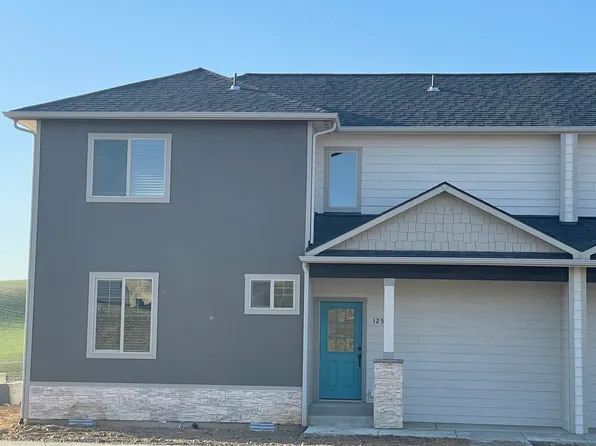 1252 NW Terre View Dr, Pullman, WA 99163