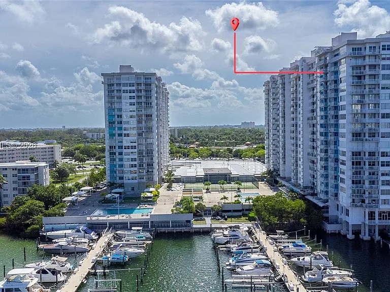 18081 Biscayne Blvd #1903 — Photo 35