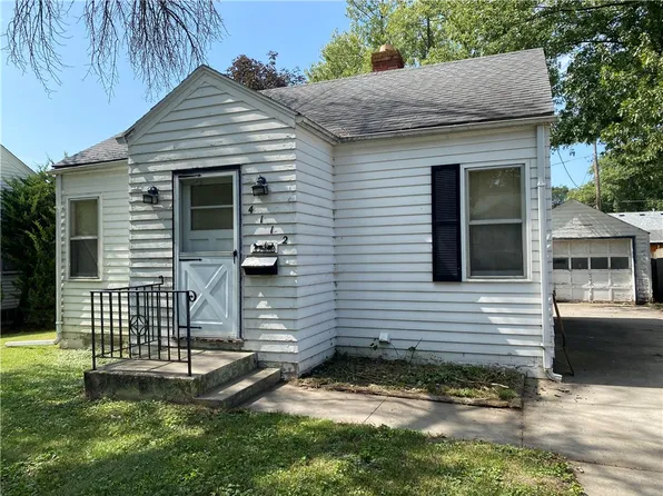 4112 Oxford St, Des Moines, IA 50313