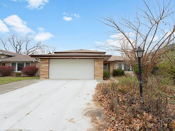3rd image of 217 Finsbury Ln