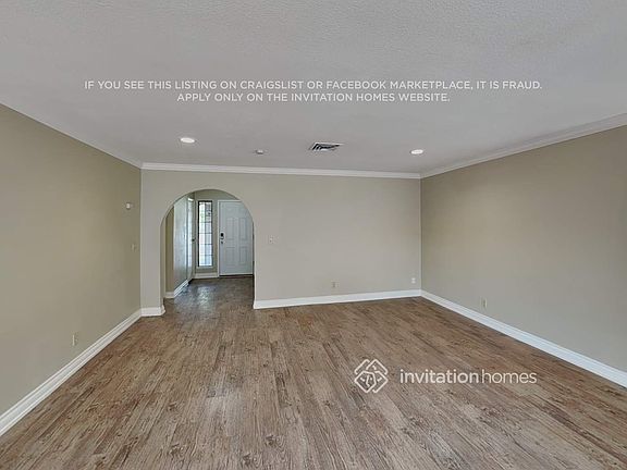 4th image of 2250 Horse Creek Cir