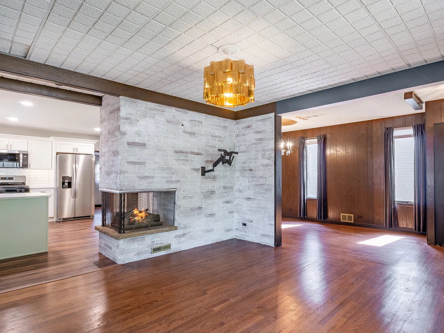 3 bed, 1942 sqft, $2,700 — Photo 3