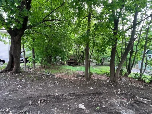 42 Bellevue Street, Waterbury, CT 06704