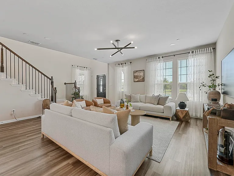 4001 Hackney Springs Ln — Photo 2