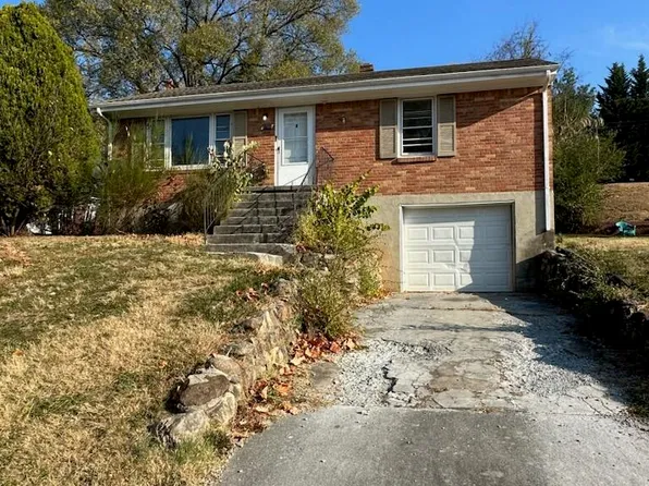 4783 Showalter Rd NW, Roanoke, VA 24017