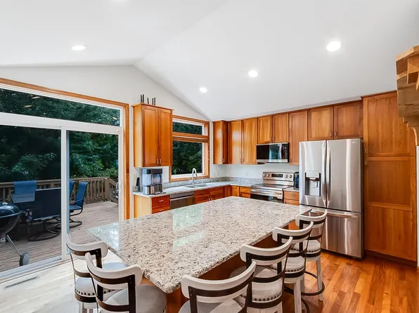 1509 English Ave NW, New Prague, MN 56071