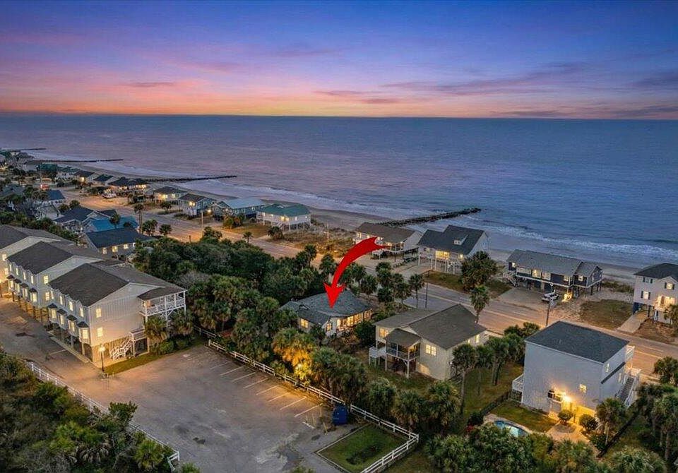 1st image of 141 Palmetto Blvd
