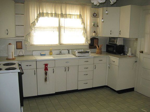 5th image of 521 N Lunenburg Ave