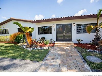 2nd image of 8360 SW 141st St