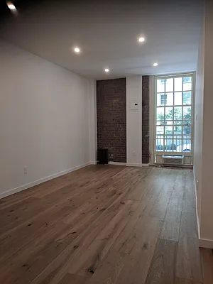 Rented by Keller Williams NYC | media 7