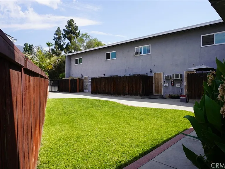 428 E Foothill Blvd — Photo 5