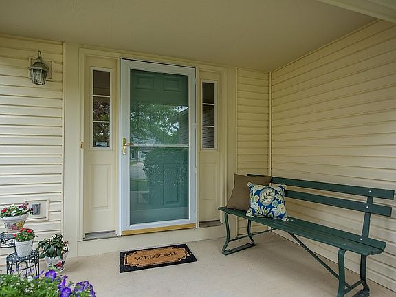 2nd image of 5421 Delano Ct