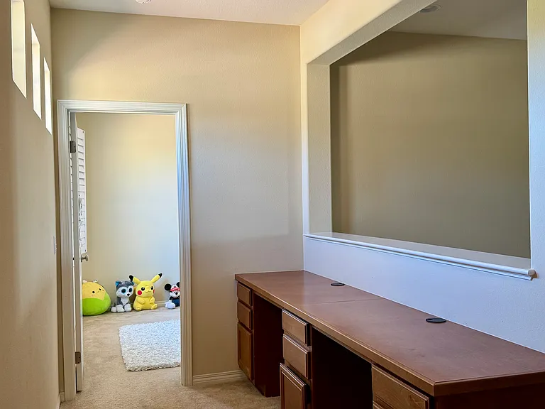34218 Hourglass St — Photo 13