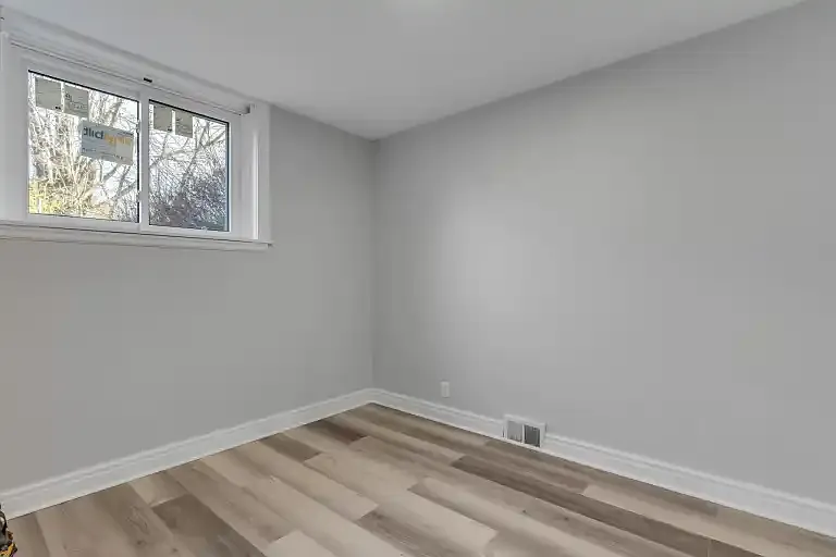 263 College St #1A — Photo 7