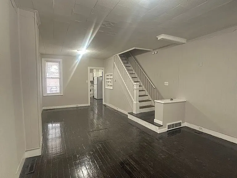 216 Park Pl — Photo 5