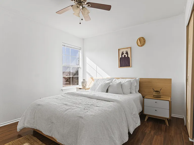 13524 Lyndon B Johnson St — Photo 37